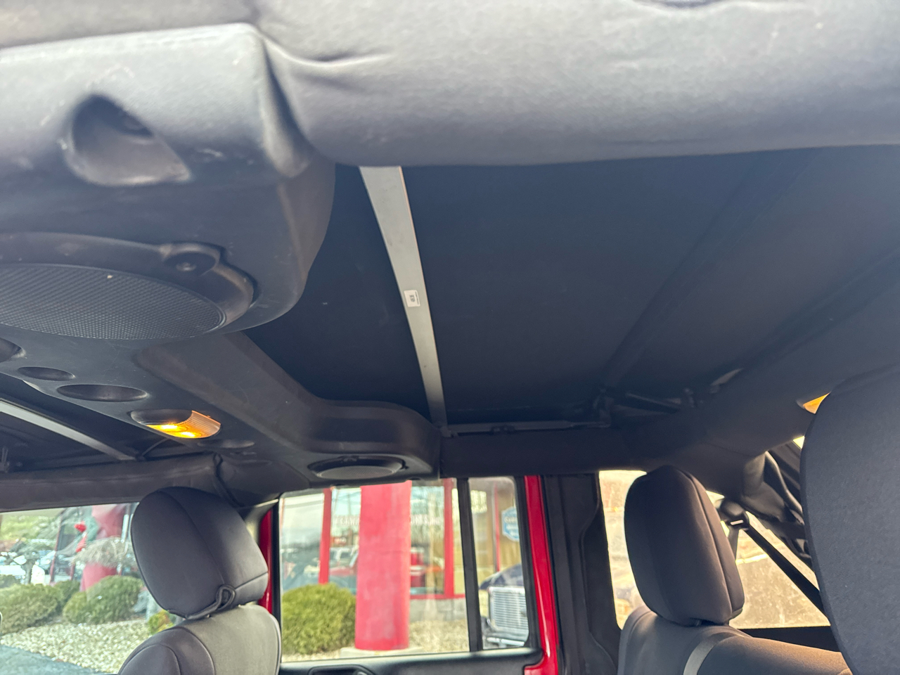 Jeep Wrangler Unlimited 4WD 4dr Sport 2012