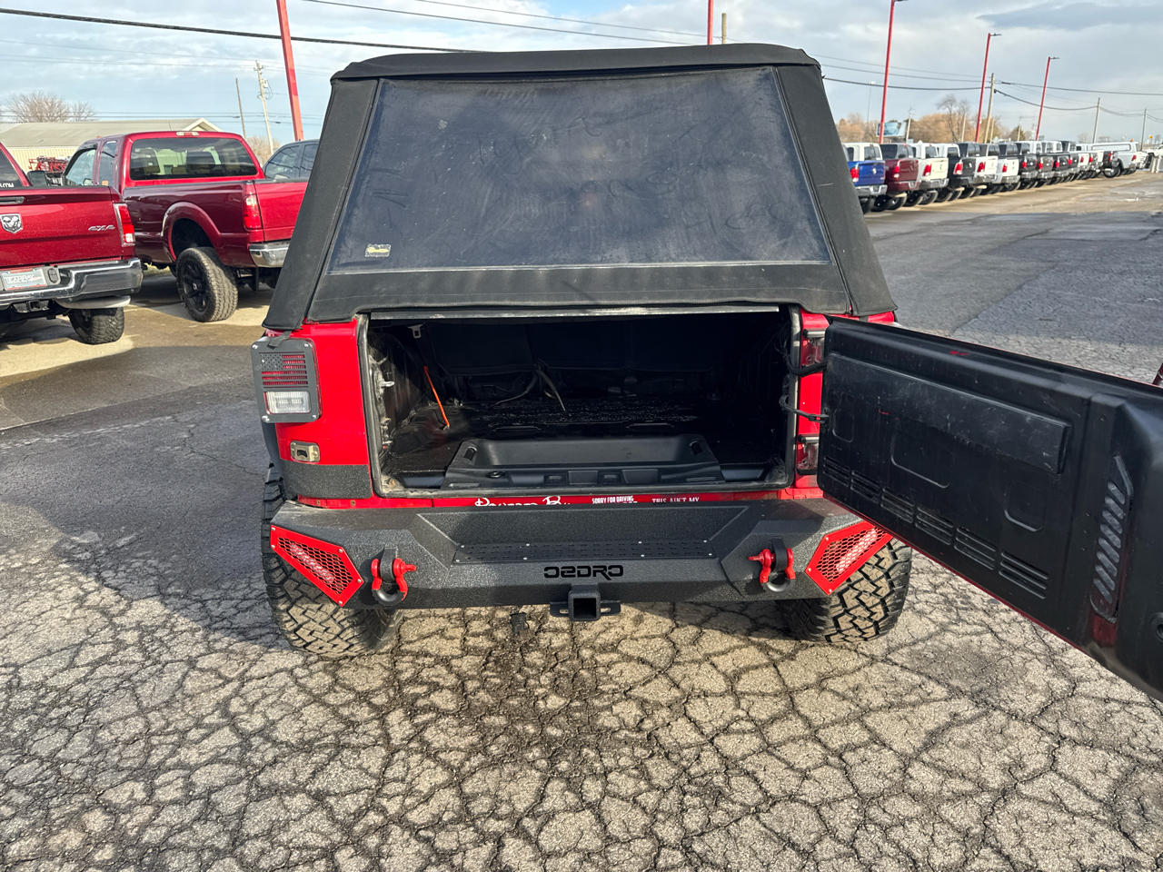 Jeep Wrangler Unlimited 4WD 4dr Sport 2012