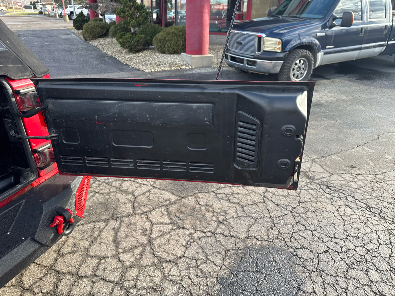 Jeep Wrangler Unlimited 4WD 4dr Sport 2012