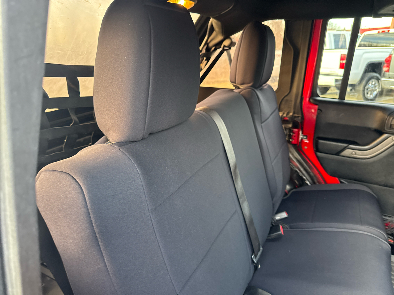 Jeep Wrangler Unlimited 4WD 4dr Sport 2012