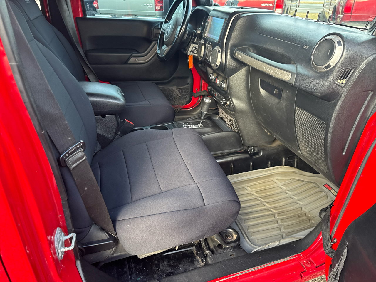 Jeep Wrangler Unlimited 4WD 4dr Sport 2012