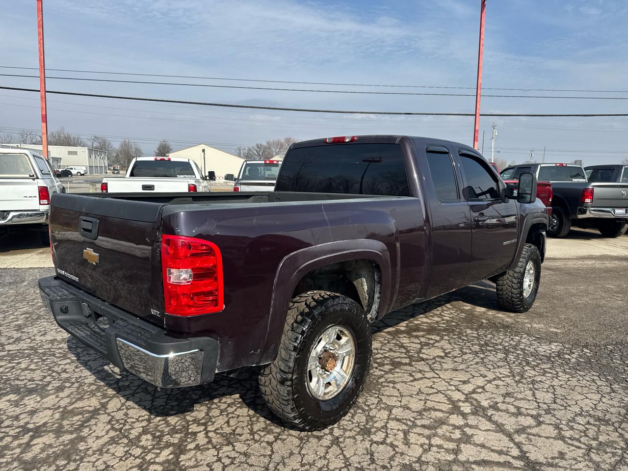 Chevrolet Silverado 2500HD 4WD Ext Cab 143.5" LTZ 2008