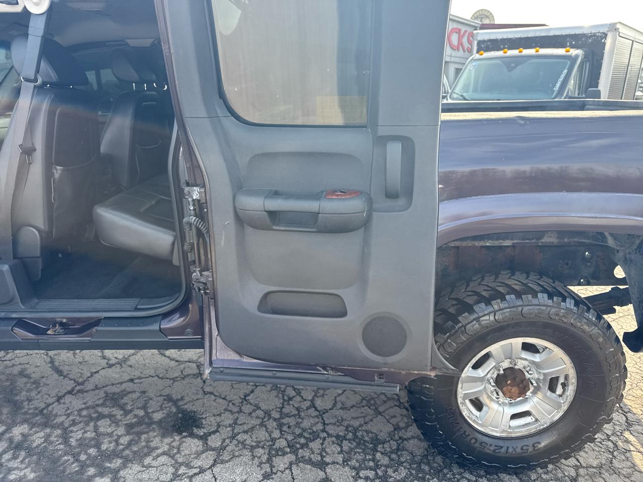 Chevrolet Silverado 2500HD 4WD Ext Cab 143.5" LTZ 2008