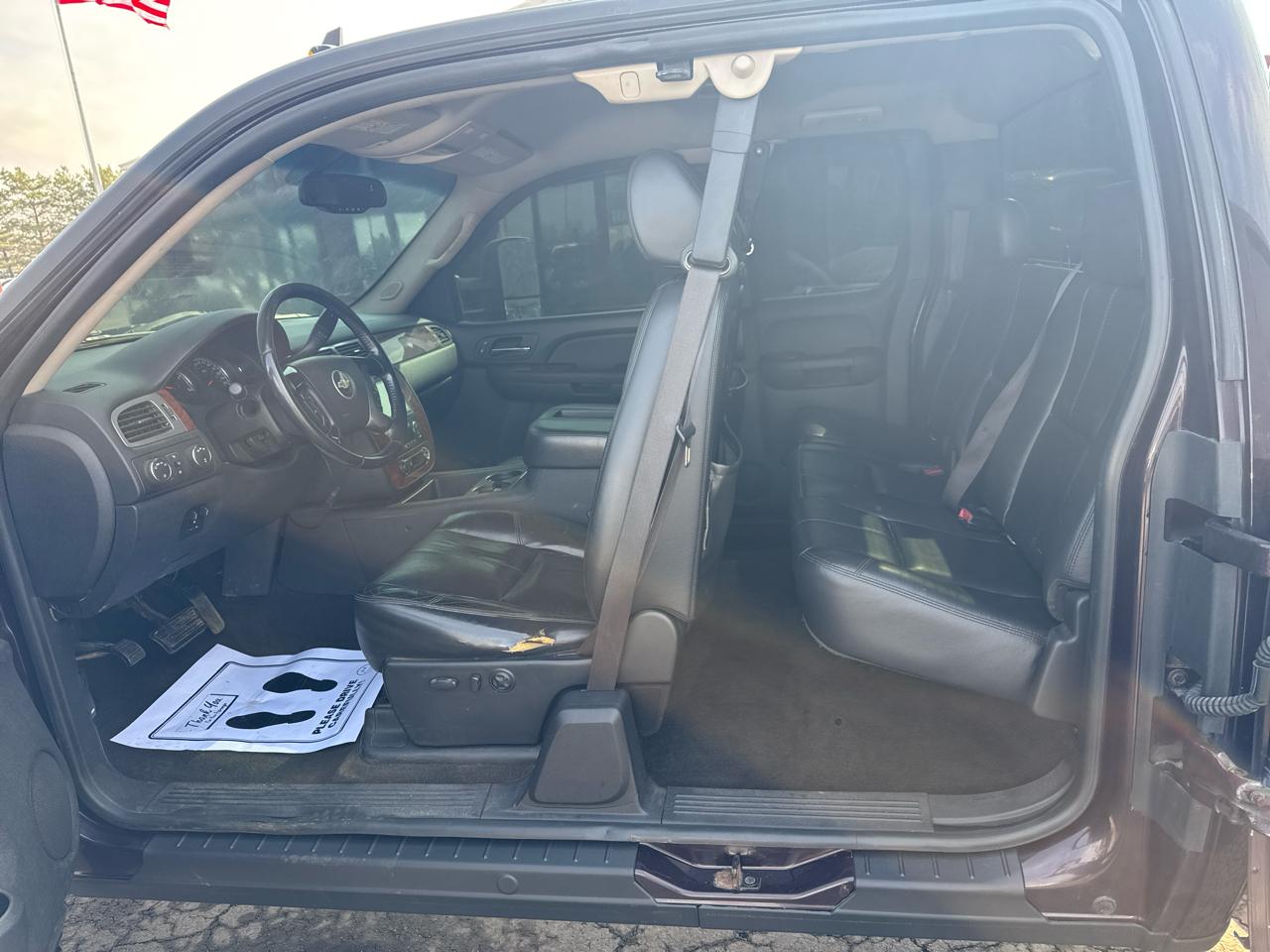 Chevrolet Silverado 2500HD 4WD Ext Cab 143.5" LTZ 2008