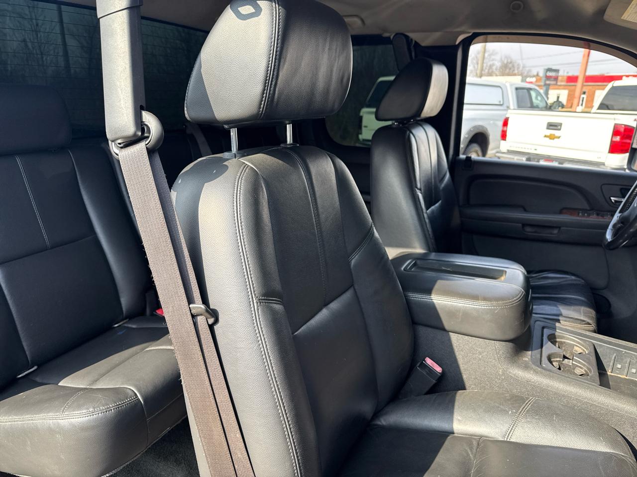 Chevrolet Silverado 2500HD 4WD Ext Cab 143.5" LTZ 2008