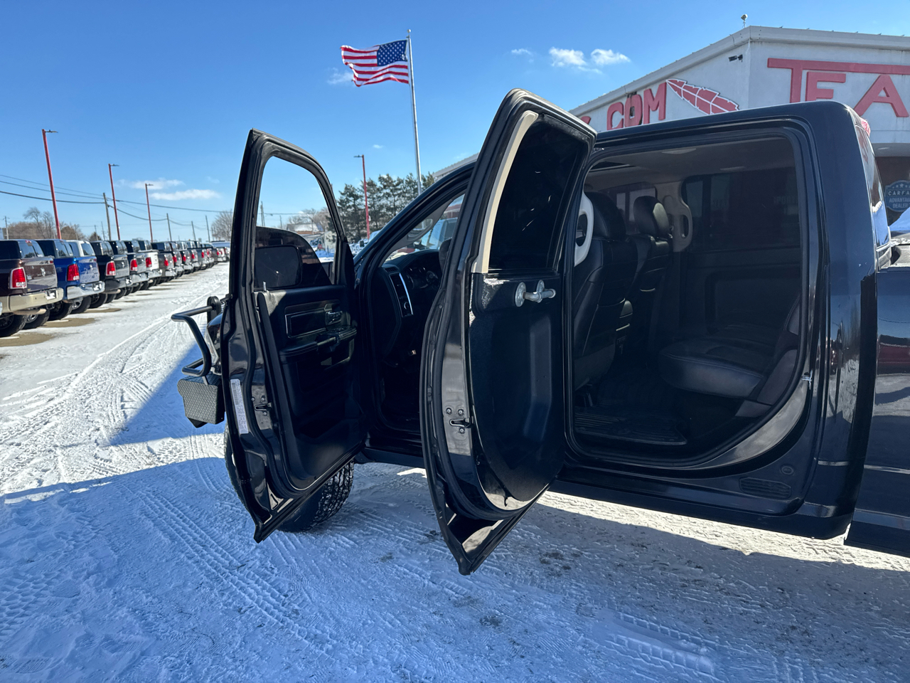 RAM 3500 4WD Crew Cab 169" Laramie 2016