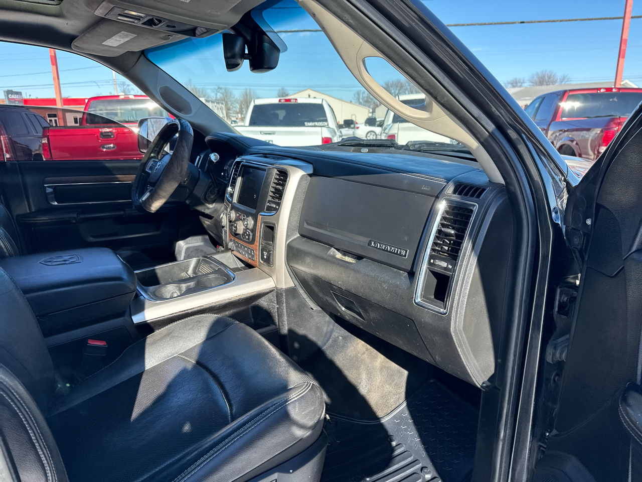 RAM 3500 4WD Crew Cab 169" Laramie 2016