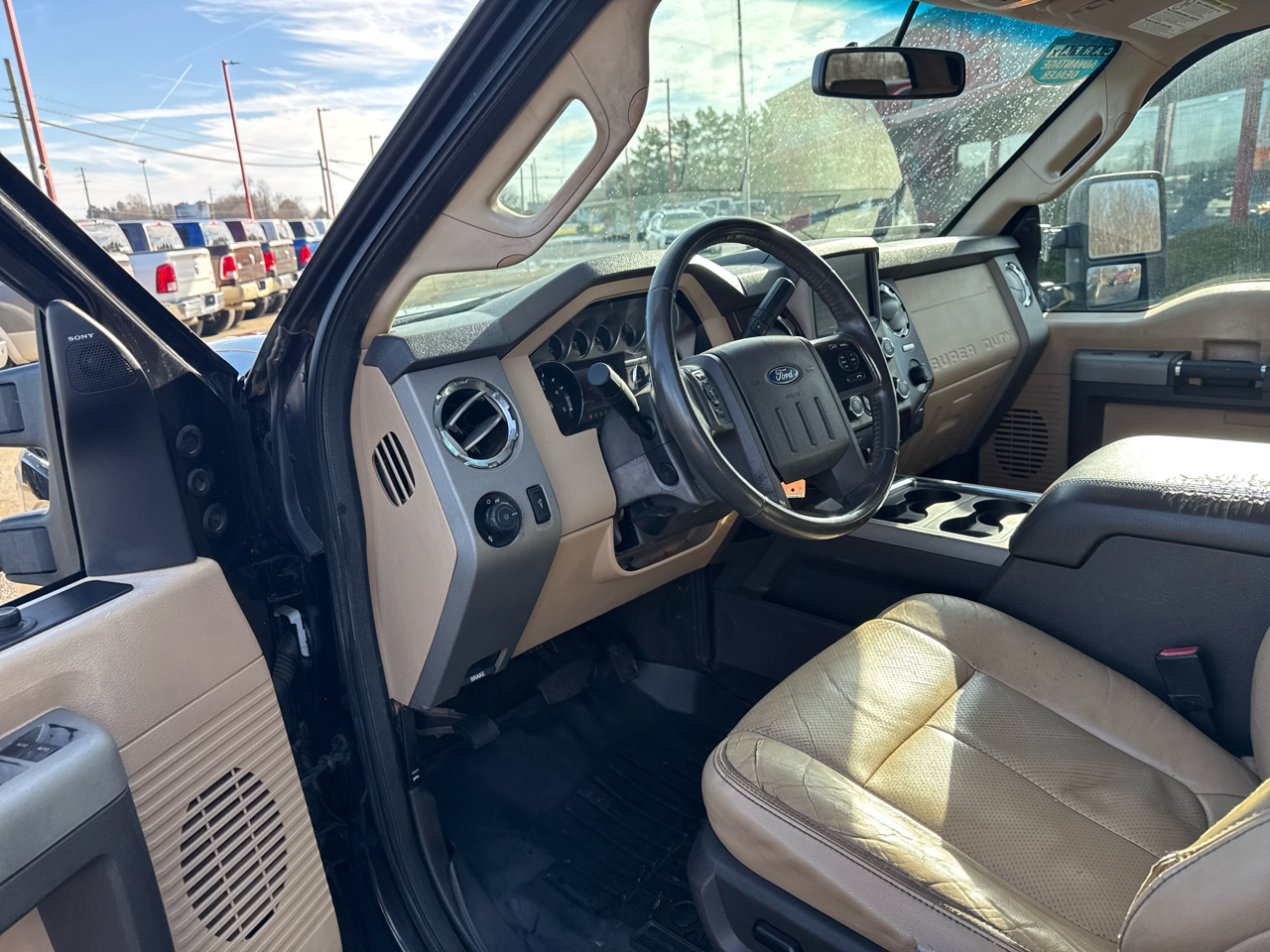 Ford Super Duty F-250 SRW 4WD Crew Cab 156" Lariat 2014