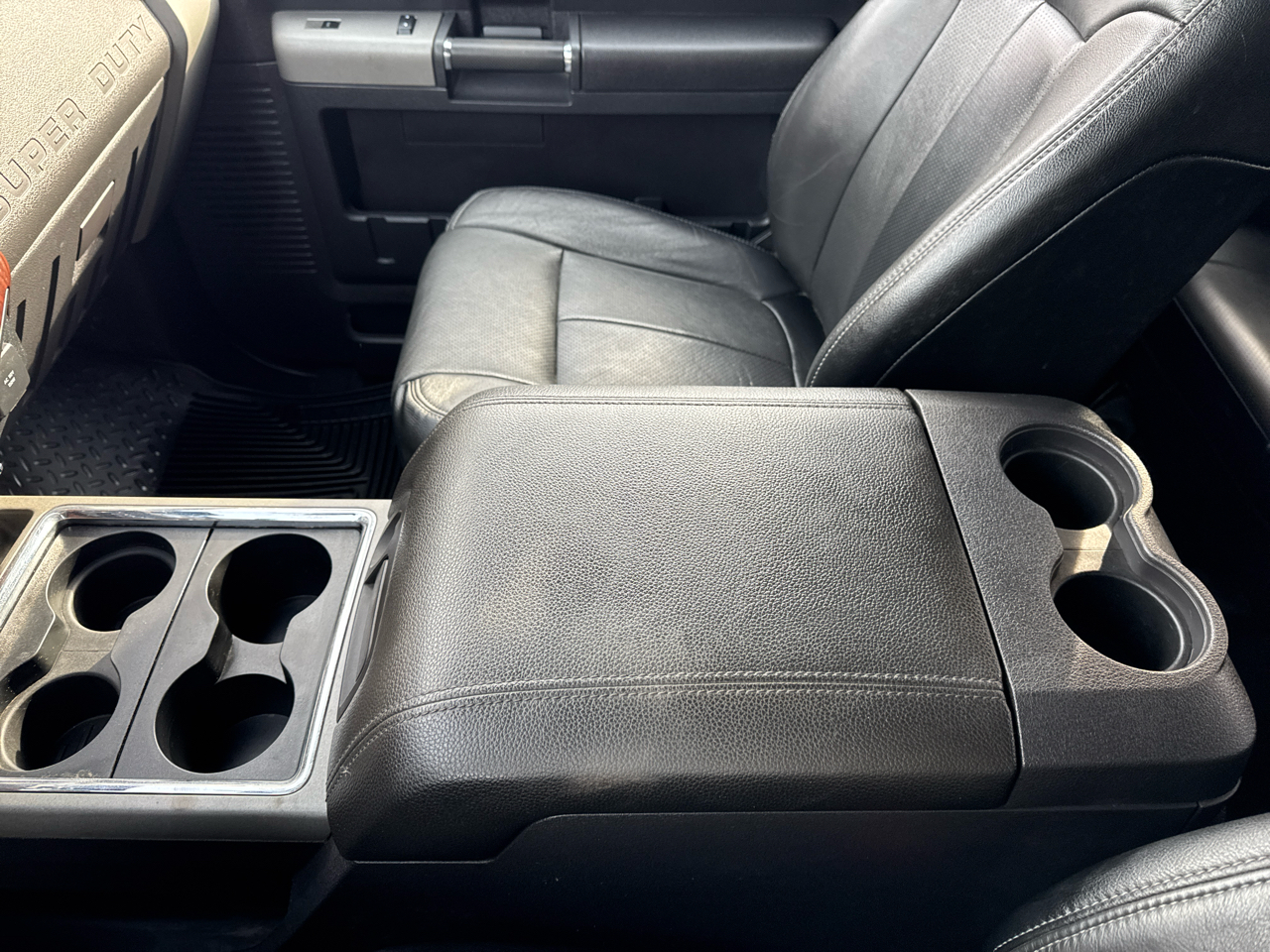 Ford Super Duty F-250 SRW 4WD Crew Cab 172" Lariat 2016