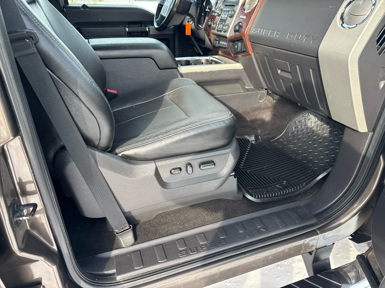 Ford Super Duty F-250 SRW 4WD Crew Cab 172" Lariat 2016