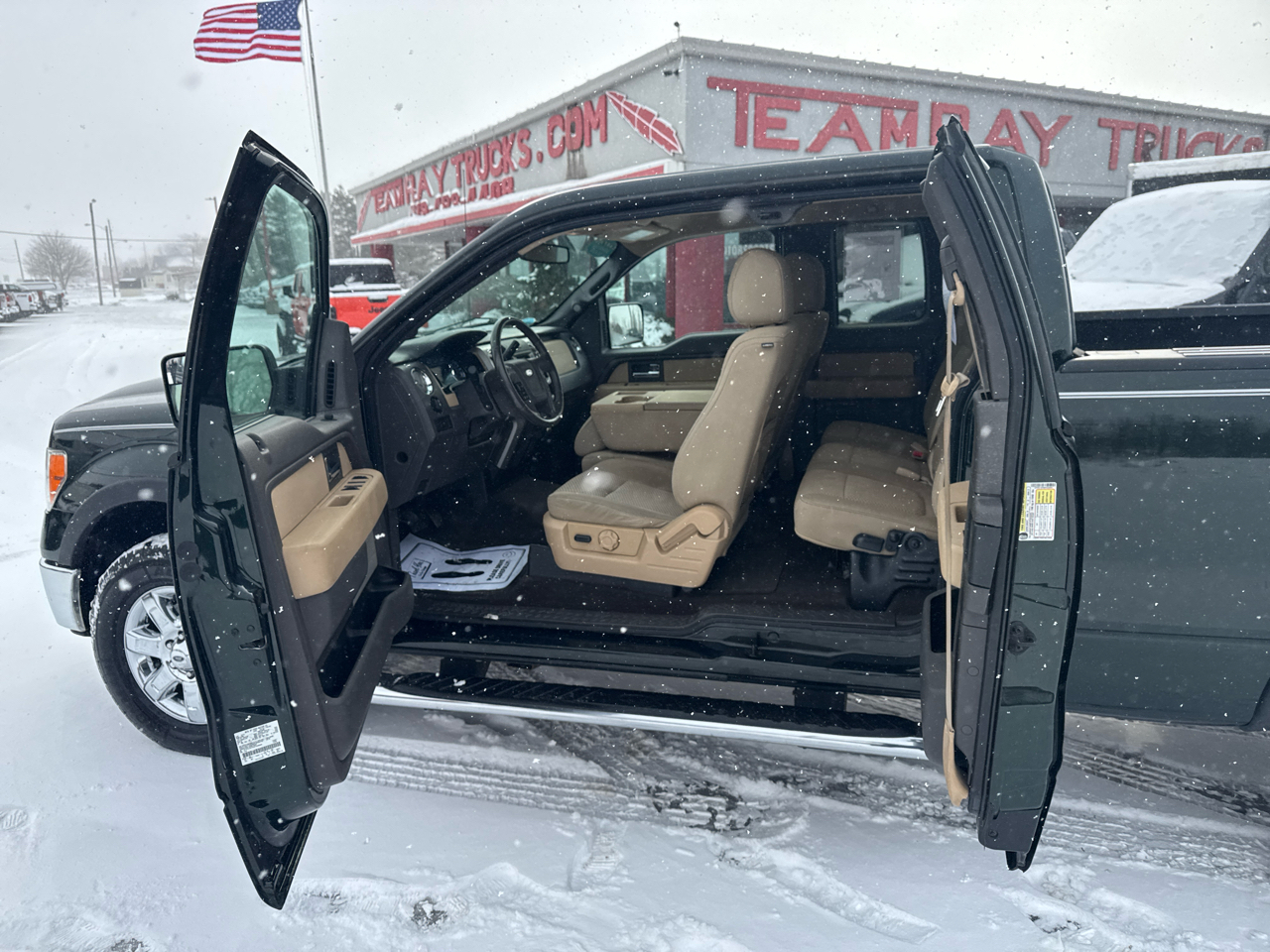 Ford F-150 4WD SuperCab 145" XLT 2013