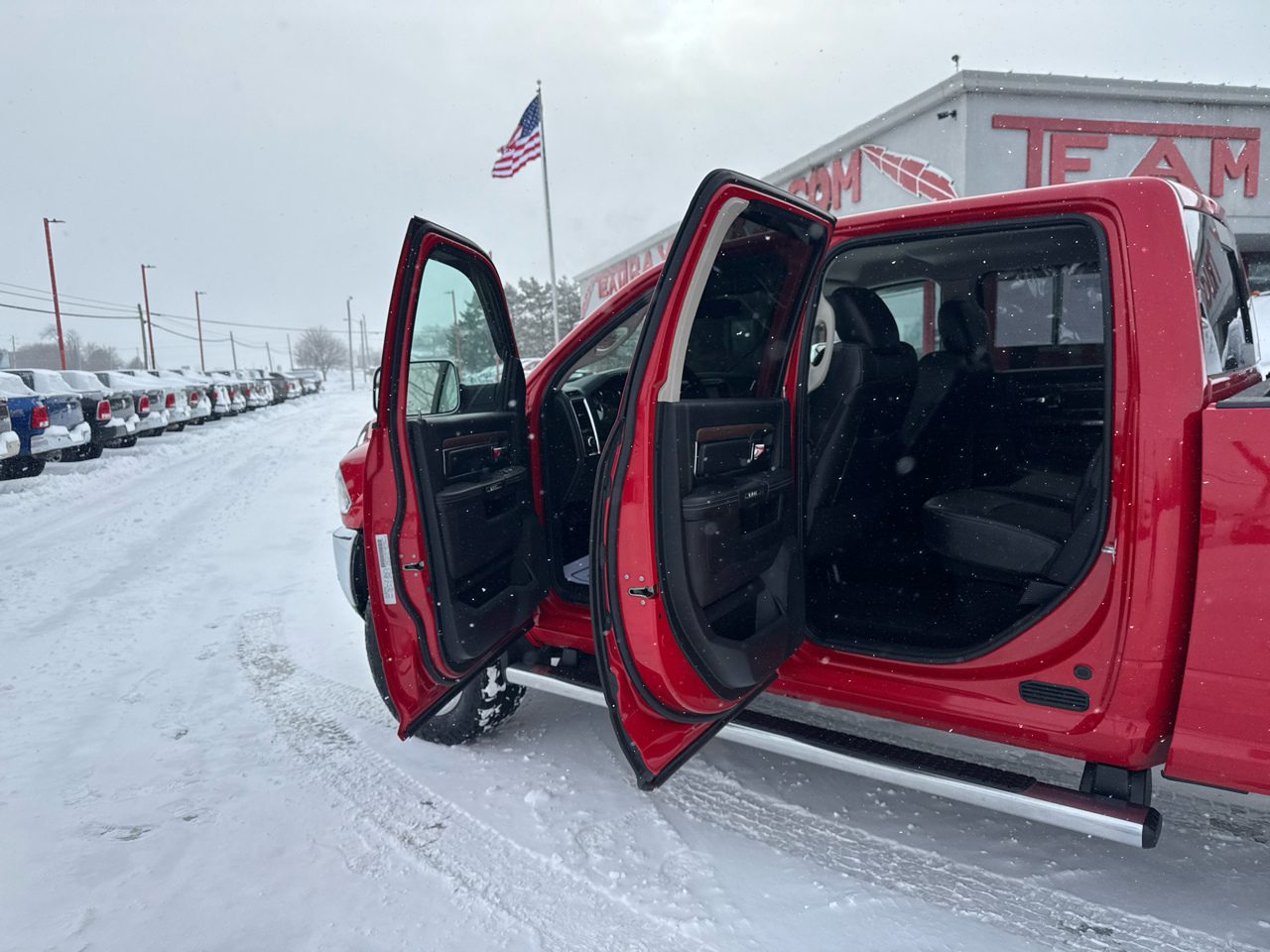 RAM 3500 4WD Crew Cab 149" Laramie 2016