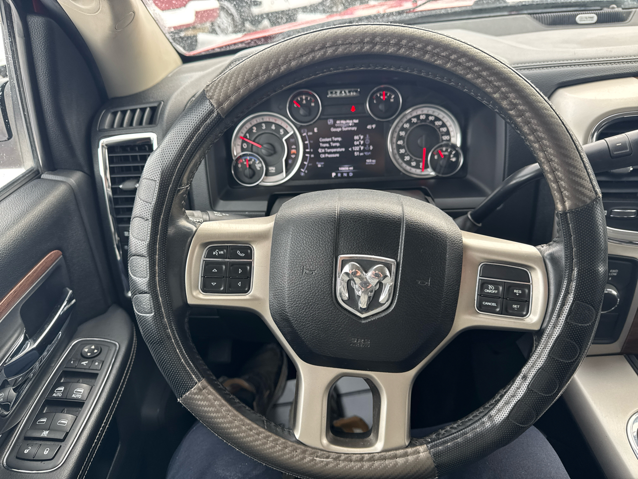 RAM 3500 4WD Crew Cab 149" Laramie 2016