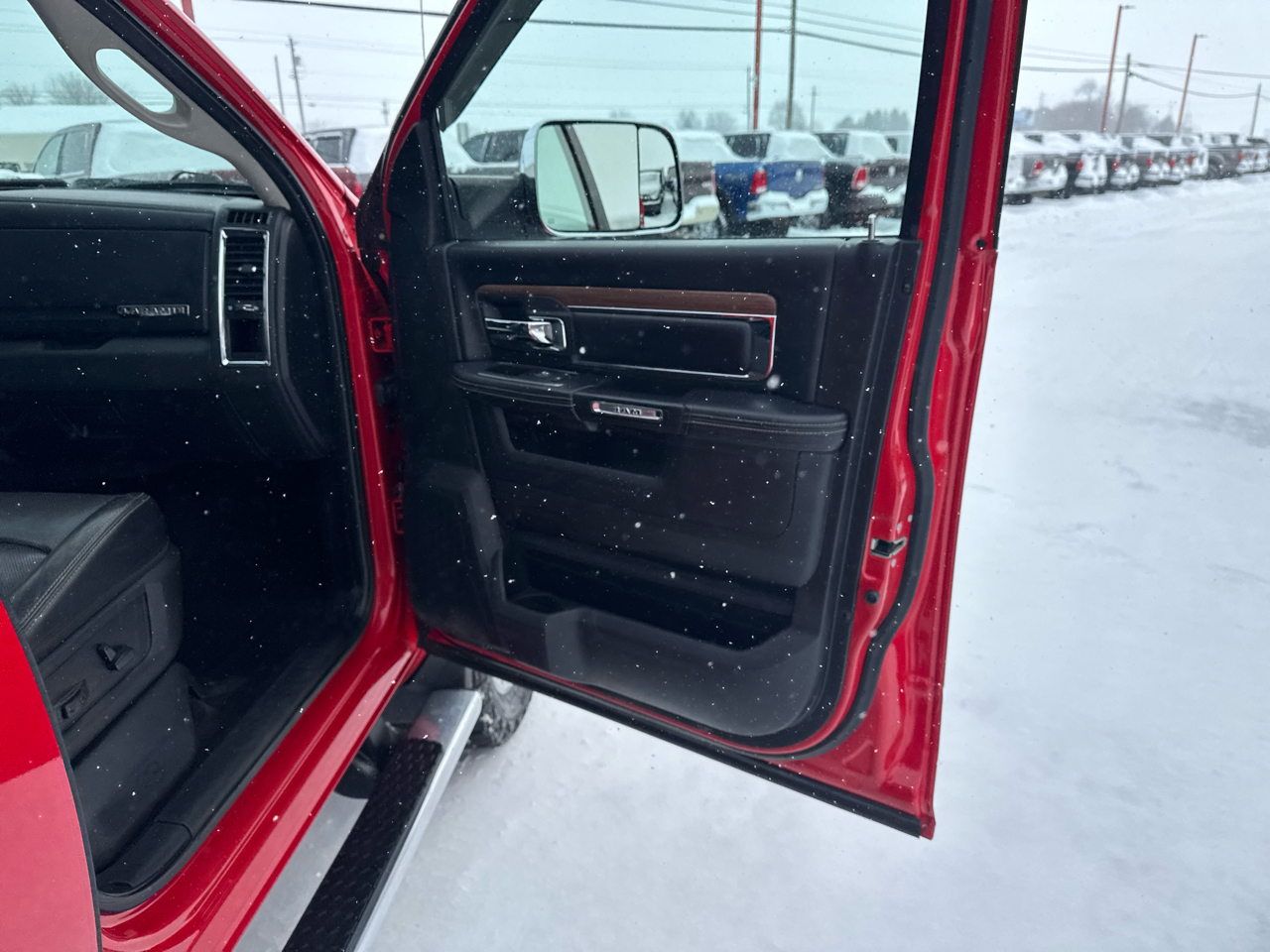 RAM 3500 4WD Crew Cab 149" Laramie 2016