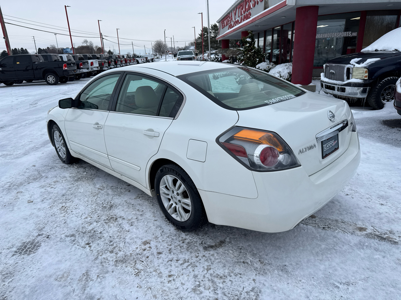 Nissan Altima 4dr Sdn I4 CVT 2.5 S 2012