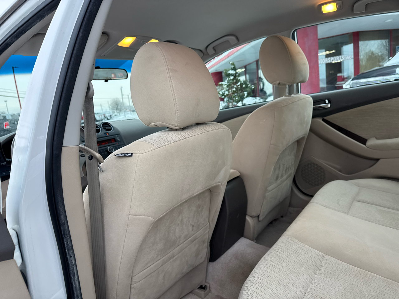 Nissan Altima 4dr Sdn I4 CVT 2.5 S 2012