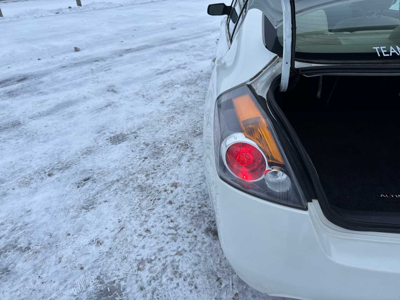 Nissan Altima 4dr Sdn I4 CVT 2.5 S 2012