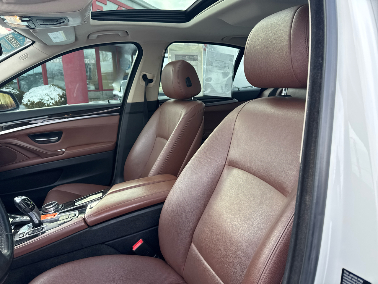 BMW 5 Series 4dr Sdn 528i xDrive AWD 2014