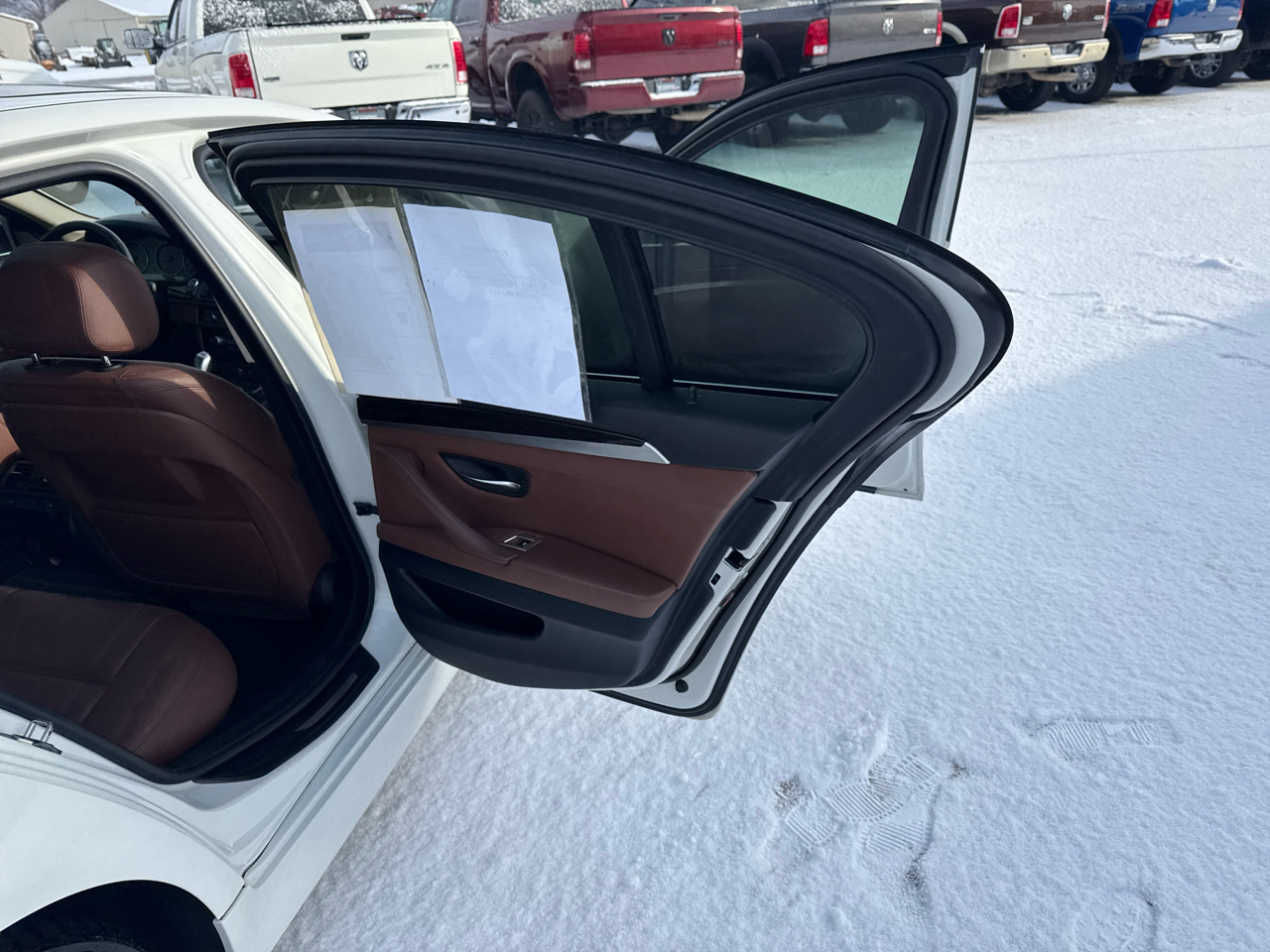 BMW 5 Series 4dr Sdn 528i xDrive AWD 2014