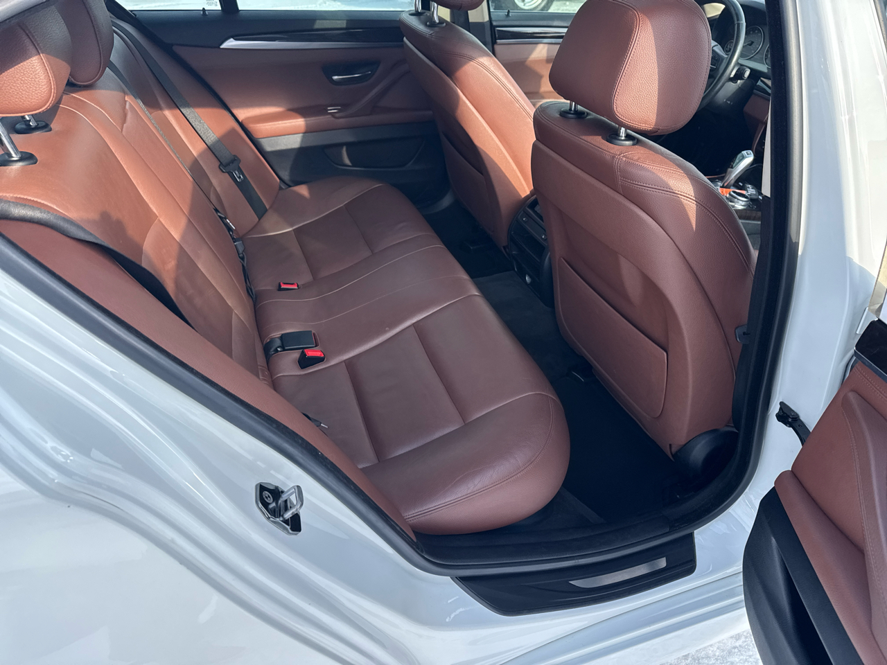 BMW 5 Series 4dr Sdn 528i xDrive AWD 2014