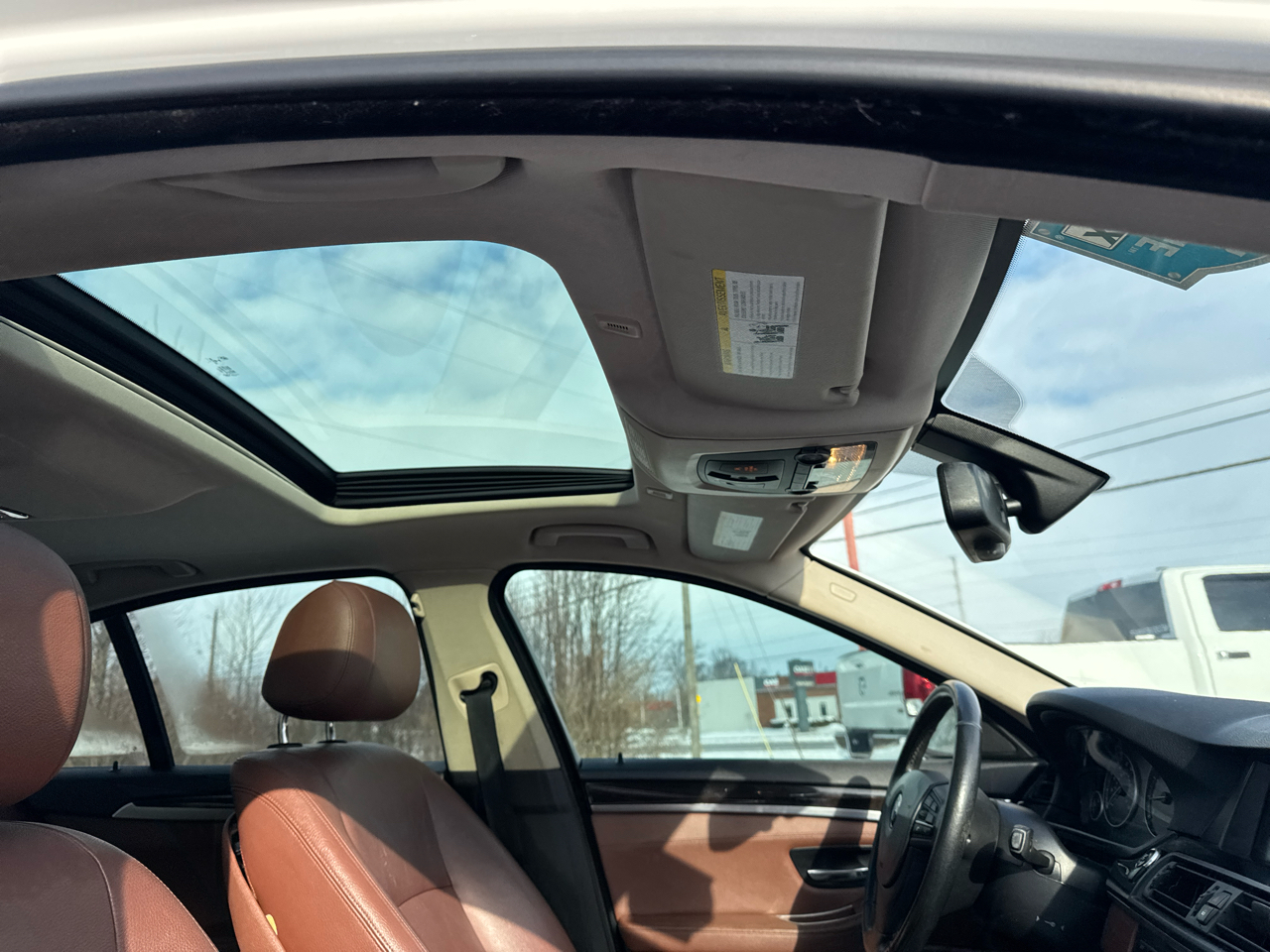 BMW 5 Series 4dr Sdn 528i xDrive AWD 2014