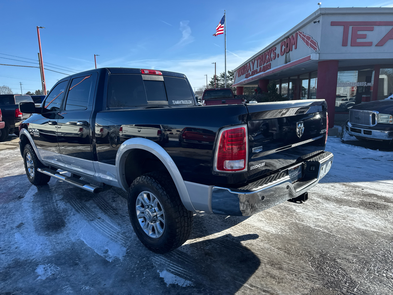 RAM 2500 4WD Crew Cab 149" Laramie 2014