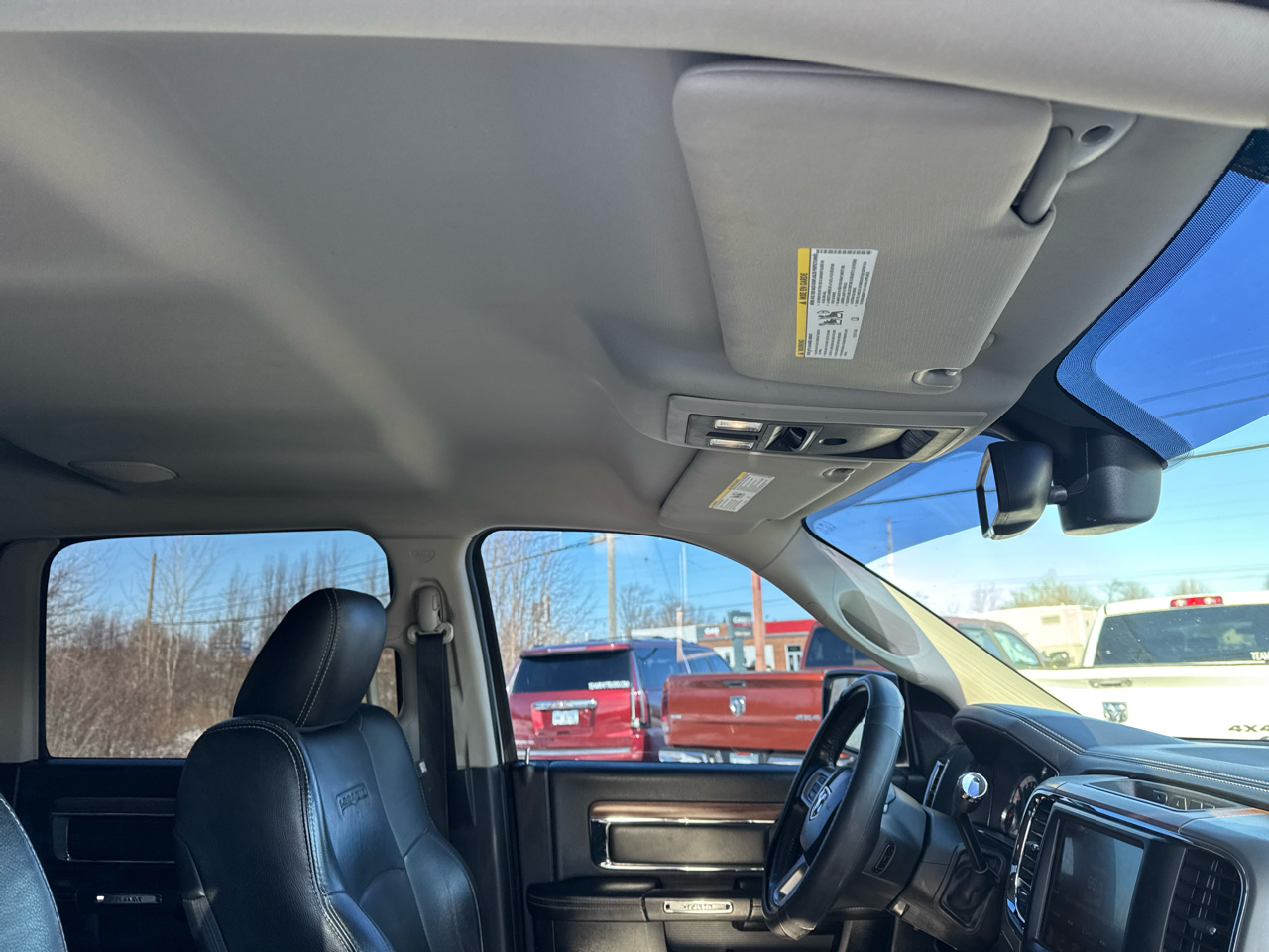 RAM 2500 4WD Crew Cab 149" Laramie 2014