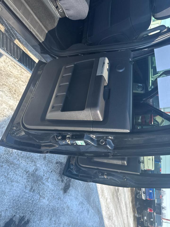 Ford Super Duty F-350 SRW 4WD Crew Cab 156" Lariat 2014