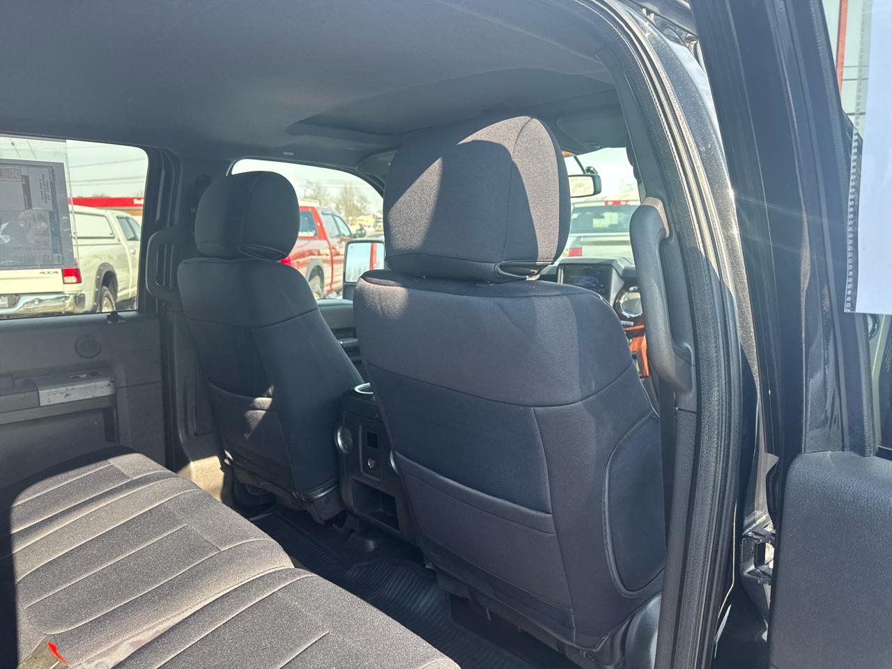 Ford Super Duty F-350 SRW 4WD Crew Cab 156" Lariat 2014