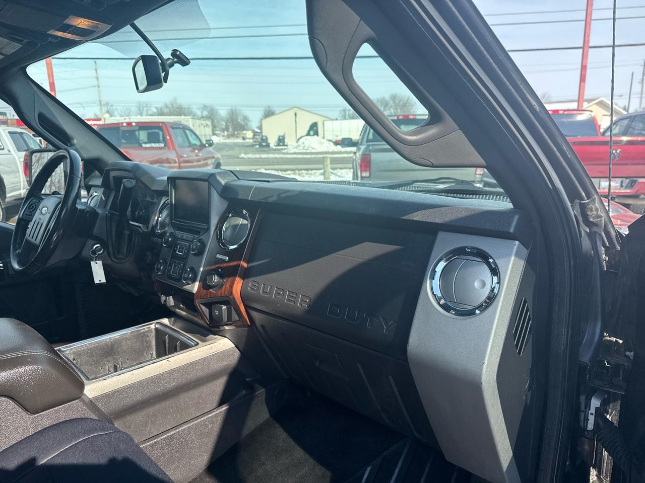Ford Super Duty F-350 SRW 4WD Crew Cab 156" Lariat 2014