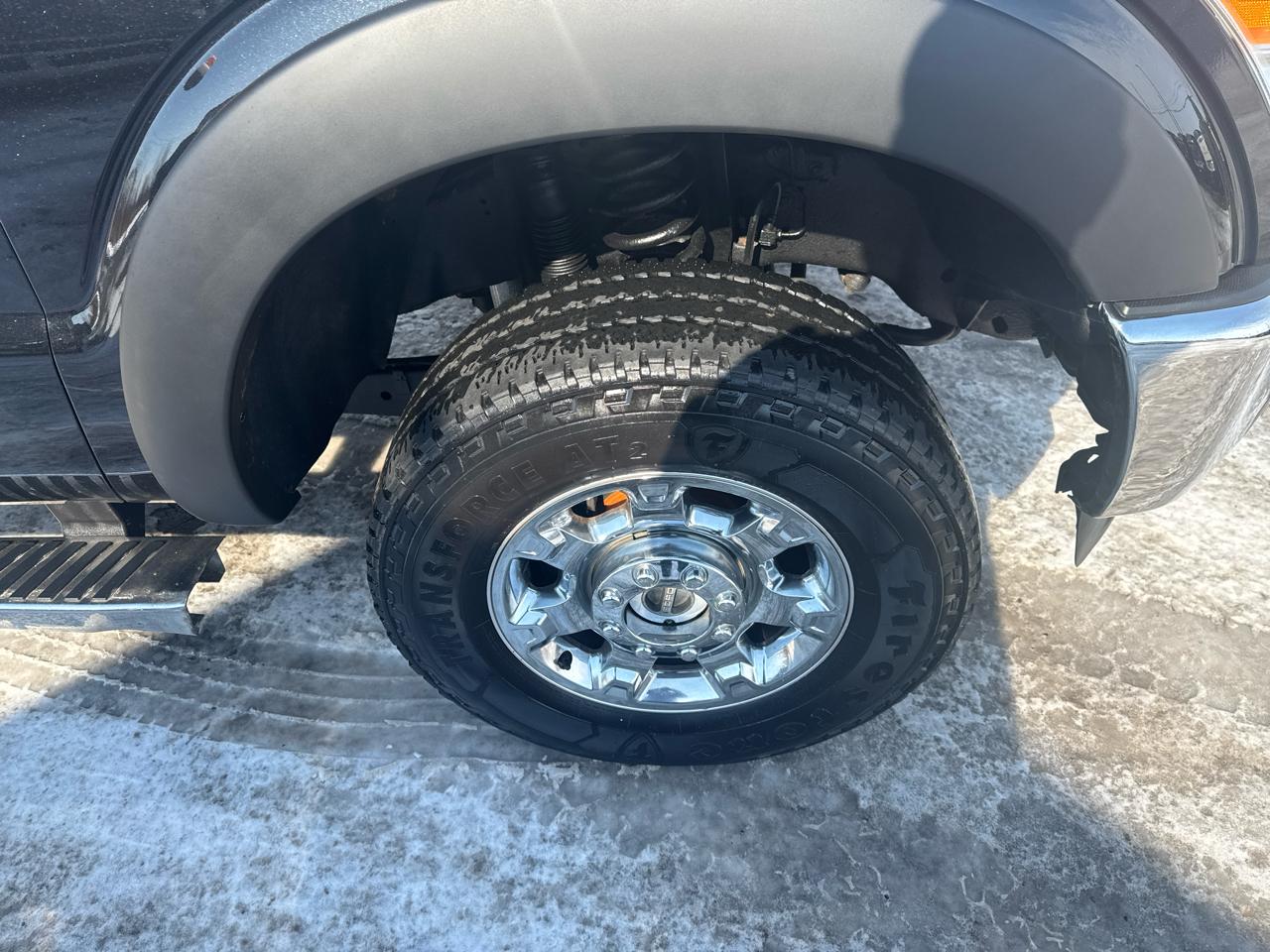 Ford Super Duty F-350 SRW 4WD Crew Cab 156" Lariat 2014