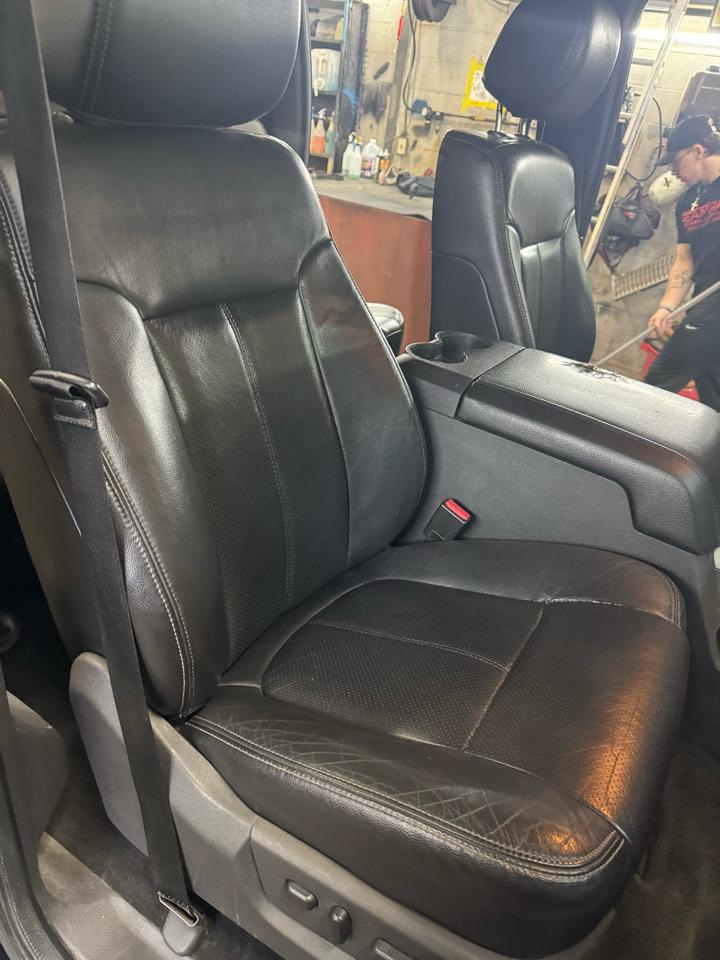 Ford Super Duty F-350 SRW 4WD Crew Cab 156" Lariat 2014