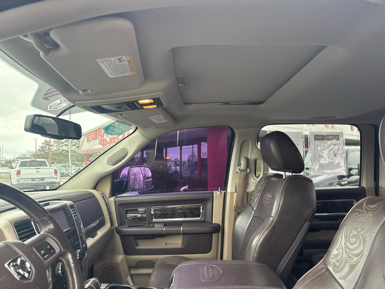 RAM 1500 4WD Crew Cab 140.5" Laramie Longhorn 2012