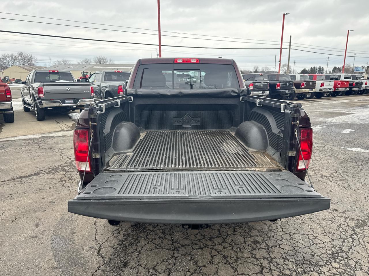 RAM 1500 4WD Crew Cab 140.5" Laramie Longhorn 2012