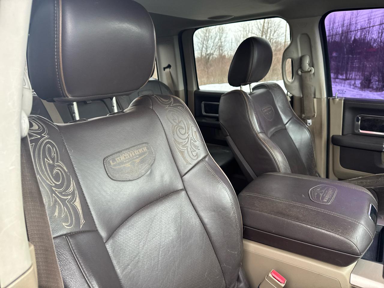 RAM 1500 4WD Crew Cab 140.5" Laramie Longhorn 2012