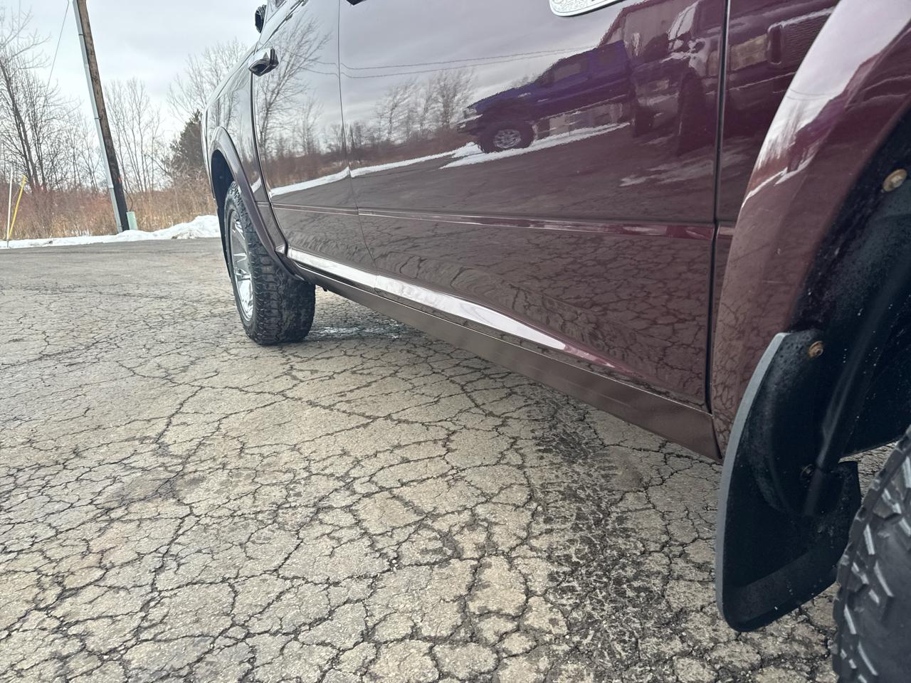 RAM 1500 4WD Crew Cab 140.5" Laramie Longhorn 2012