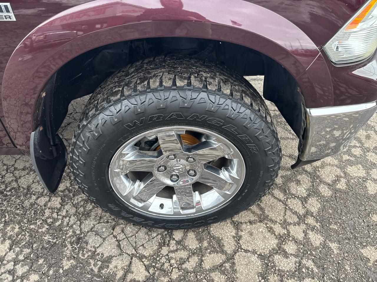 RAM 1500 4WD Crew Cab 140.5" Laramie Longhorn 2012