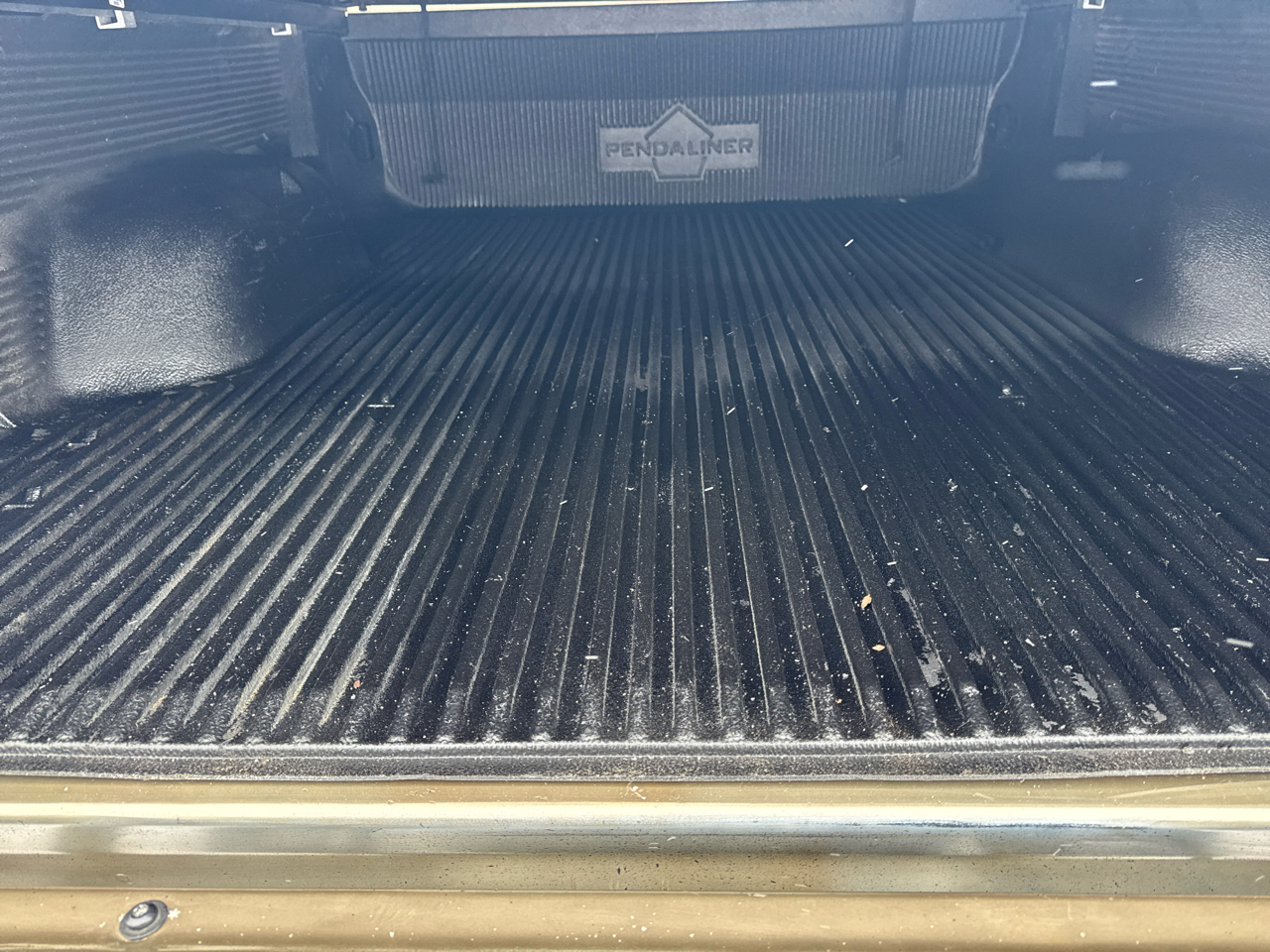 Ford Super Duty F-350 SRW 4WD Crew Cab 156" Lariat 2012