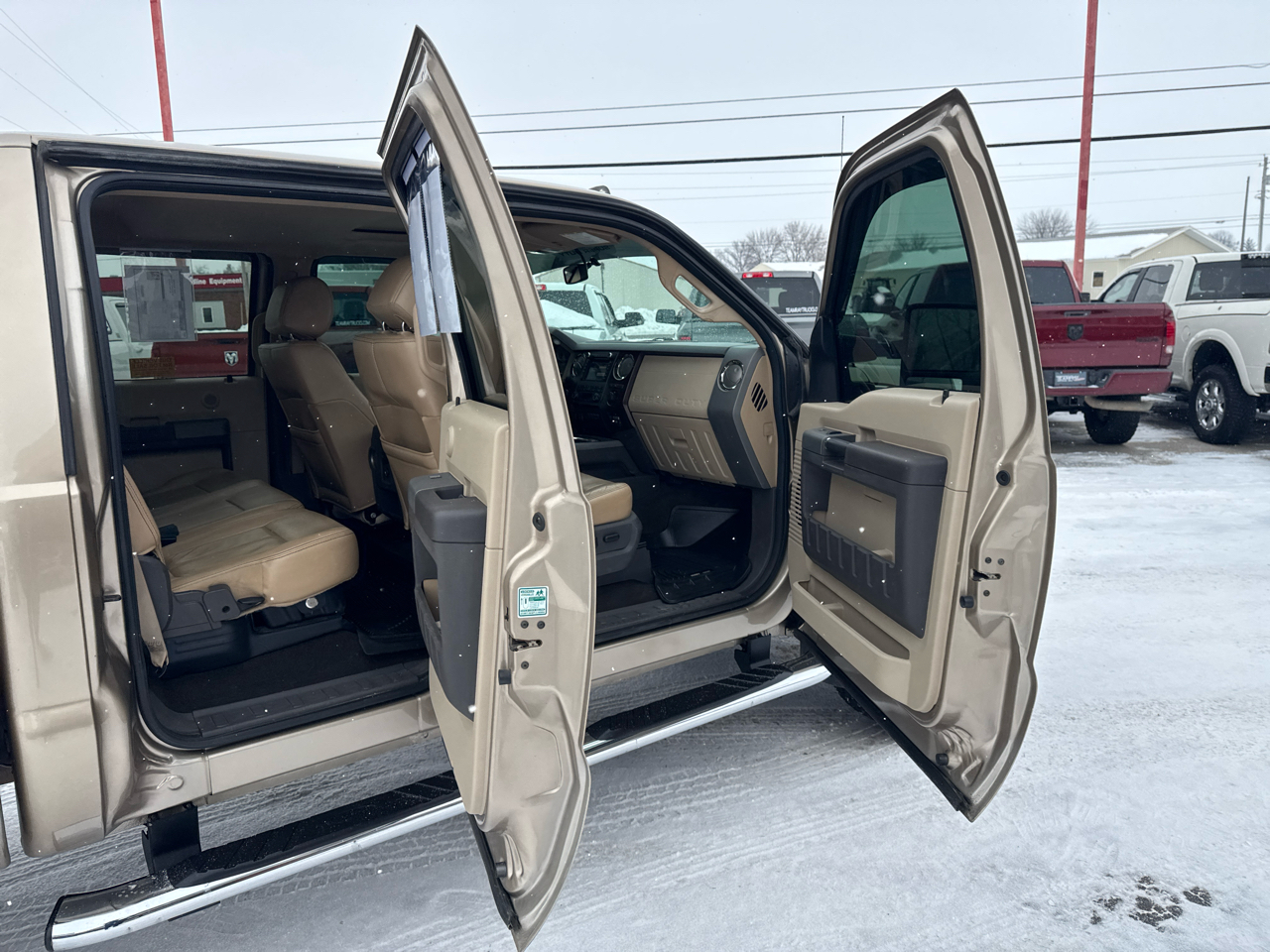 Ford Super Duty F-350 SRW 4WD Crew Cab 156" Lariat 2012