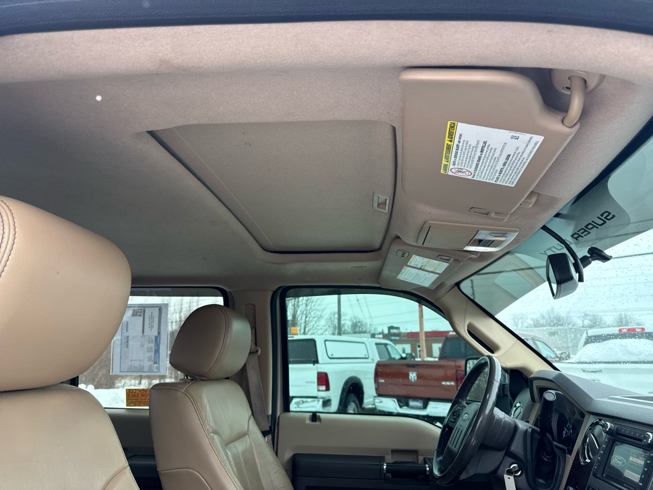 Ford Super Duty F-350 SRW 4WD Crew Cab 156" Lariat 2012