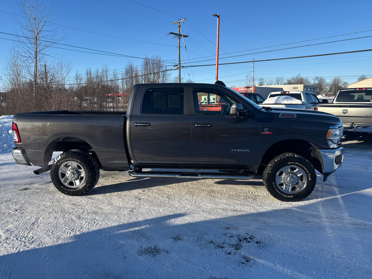 RAM 2500 Big Horn 4x4 Crew Cab 6'4" Box 2019