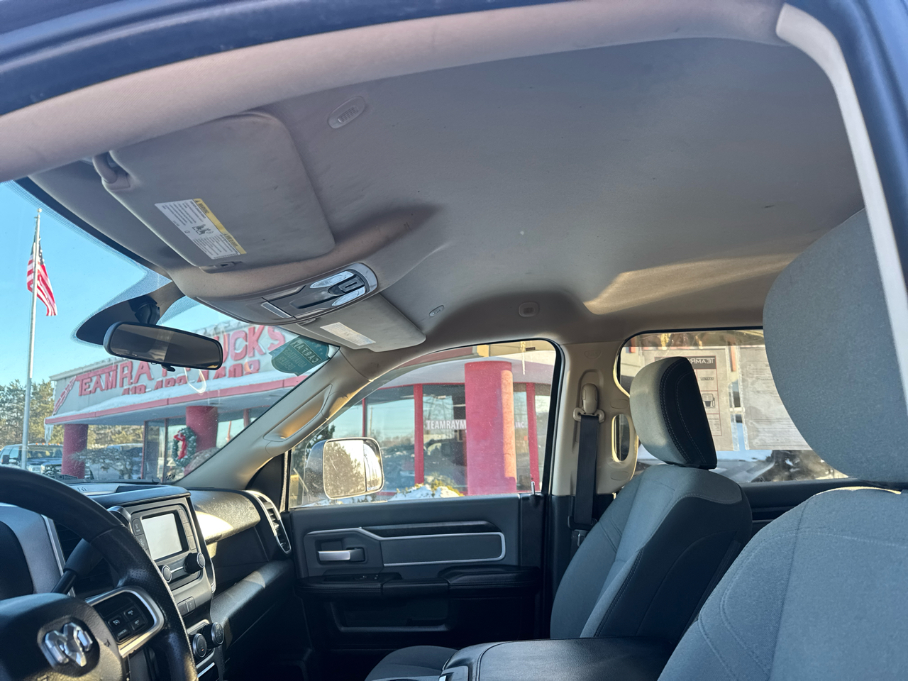 RAM 2500 Big Horn 4x4 Crew Cab 6'4" Box 2019