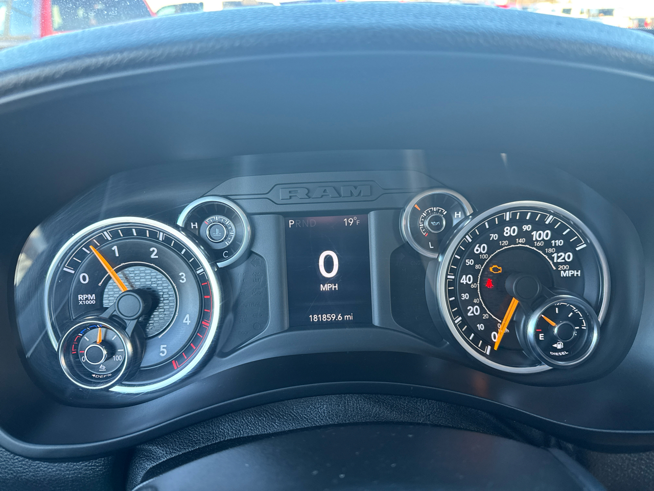 RAM 2500 Big Horn 4x4 Crew Cab 6'4" Box 2019