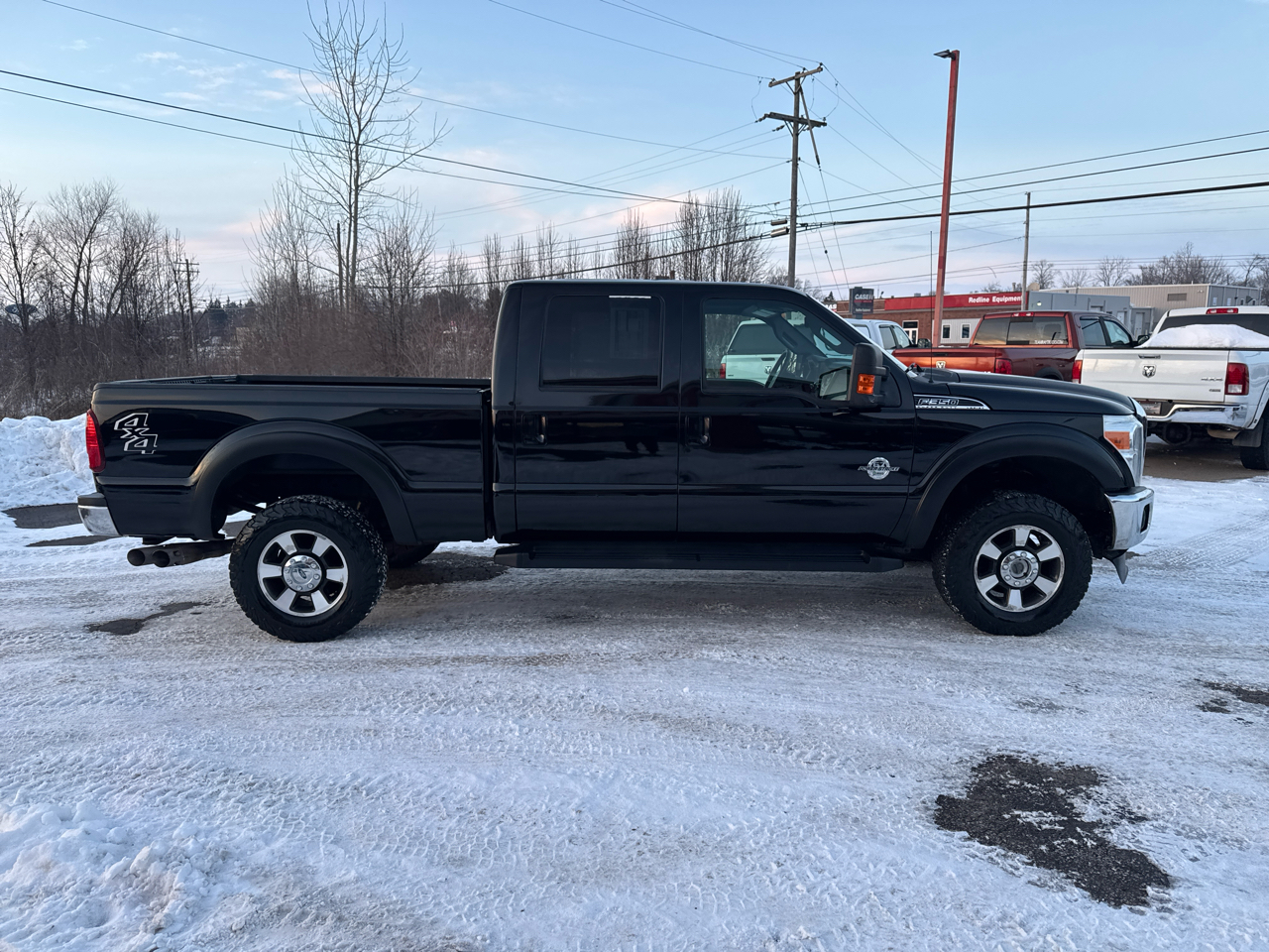 Ford Super Duty F-350 SRW 4WD Crew Cab 156" Lariat 2016
