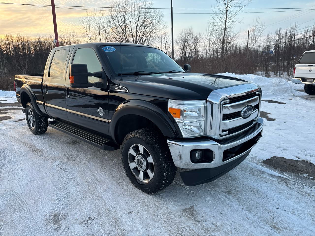 Ford Super Duty F-350 SRW 4WD Crew Cab 156" Lariat 2016