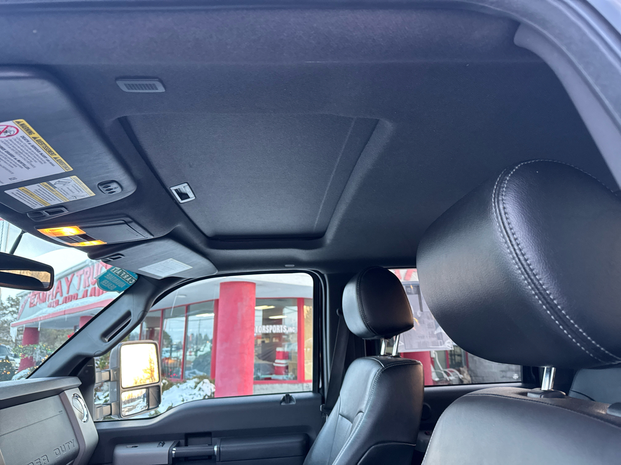 Ford Super Duty F-350 SRW 4WD Crew Cab 156" Lariat 2016