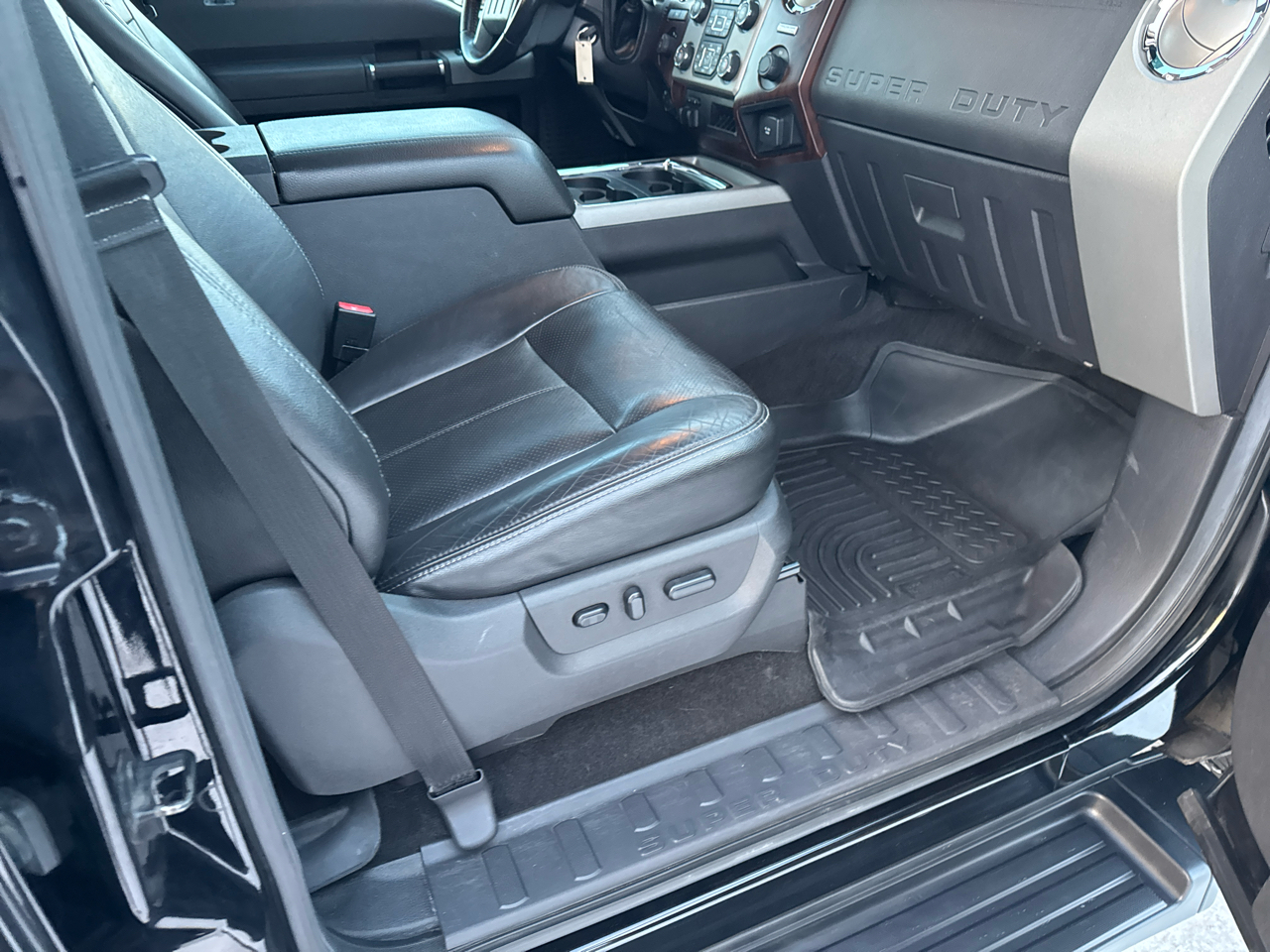 Ford Super Duty F-350 SRW 4WD Crew Cab 156" Lariat 2016