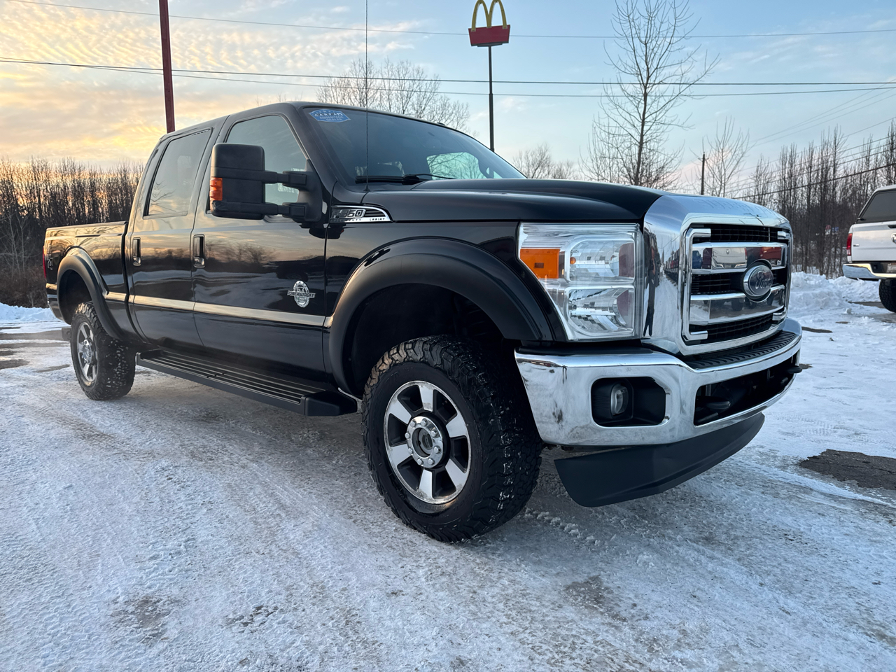 Ford Super Duty F-350 SRW 4WD Crew Cab 156" Lariat 2016