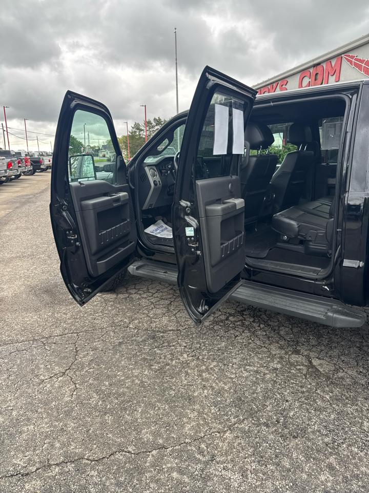 Ford Super Duty F-350 SRW 4WD Crew Cab 156" Lariat 2016