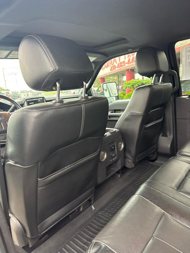 Ford Super Duty F-350 SRW 4WD Crew Cab 156" Lariat 2016